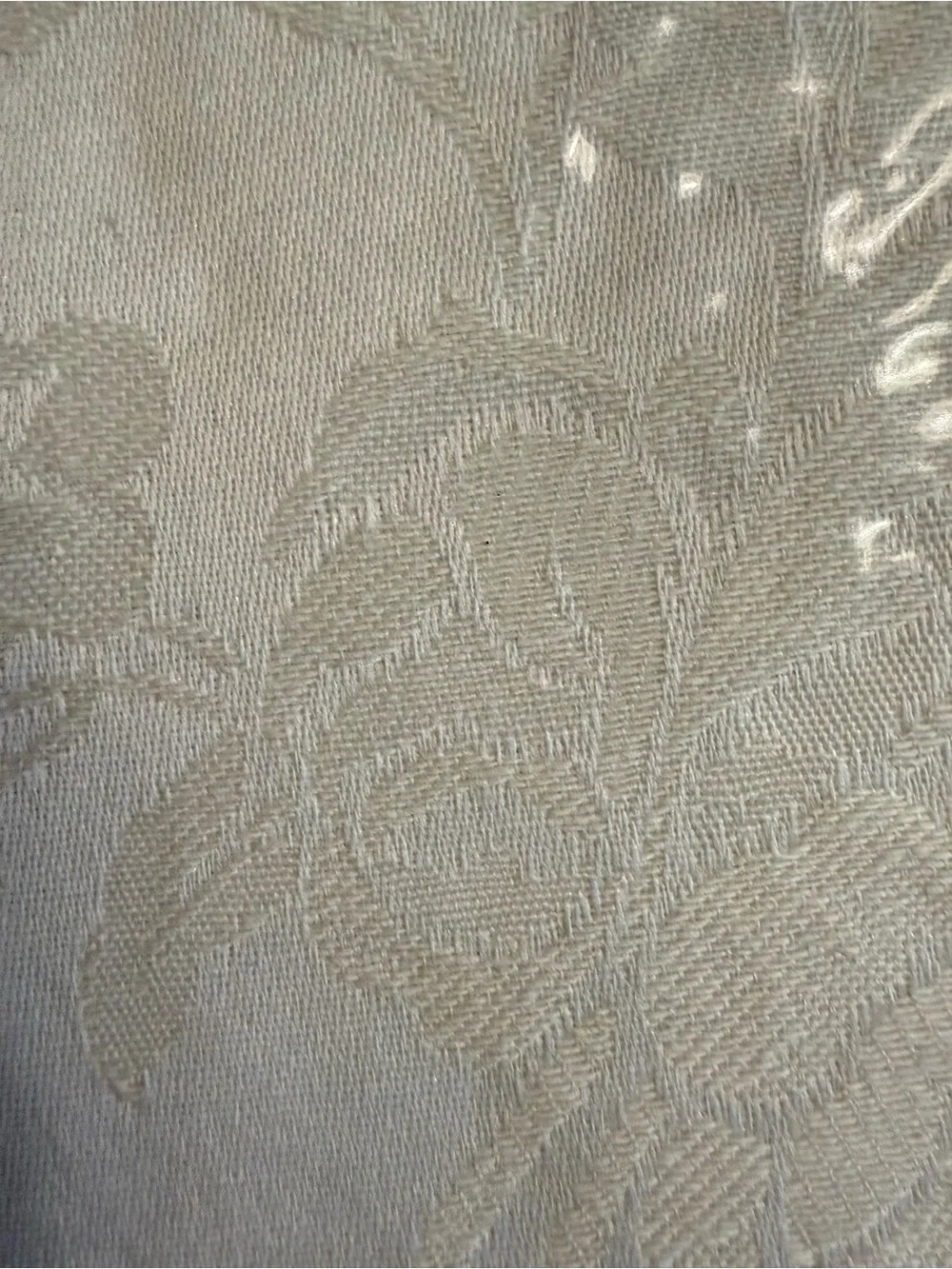 Ralph Lauren White Damask Round Tablecloth with Black Label